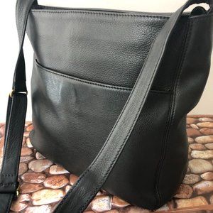 Vintage Coach black pebble leather Sonoma Cross body tote Shoulder bag .